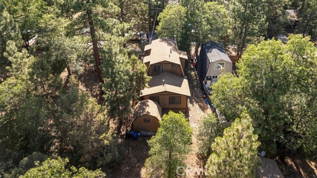 755 Holmes Lane, Sugarloaf CA: https://media.crmls.org/medias/90155d7a-990b-4bd9-913a-d23e61803a71.jpg