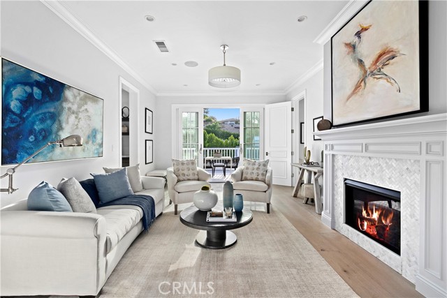 Detail Gallery Image 38 of 56 For 4509 Noeline Ave, Encino,  CA 91436 - 6 Beds | 6/1 Baths