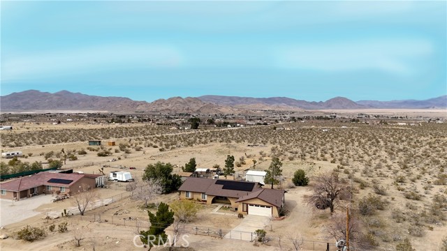 Image 2 for 31784 Carson St, Lucerne Valley, CA 92356