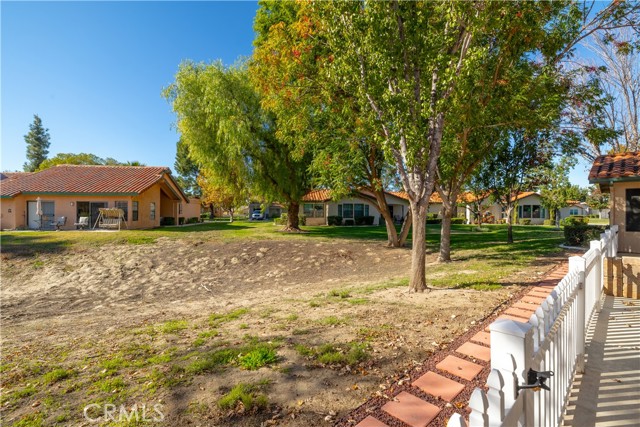 Detail Gallery Image 26 of 35 For 1057 Clubhouse Dr, Hemet,  CA 92545 - 2 Beds | 2 Baths
