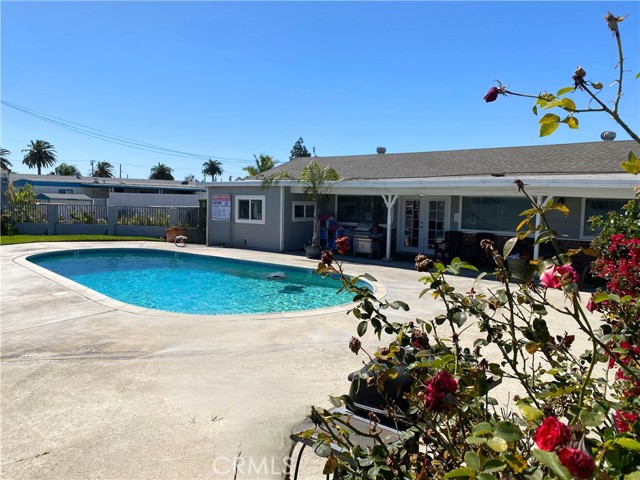 Detail Gallery Image 15 of 17 For 850 W Mission Blvd #B21,  Ontario,  CA 91762 - 2 Beds | 2 Baths