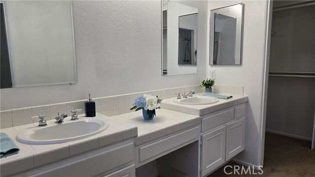 Detail Gallery Image 9 of 11 For 37224 43rd, Palmdale,  CA 93552 - 3 Beds | 3 Baths