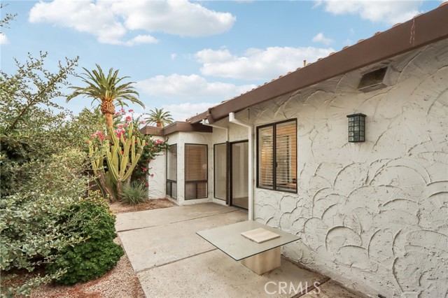 Detail Gallery Image 32 of 37 For 2542 Miramonte Cir #C,  Palm Springs,  CA 92264 - 3 Beds | 2/1 Baths