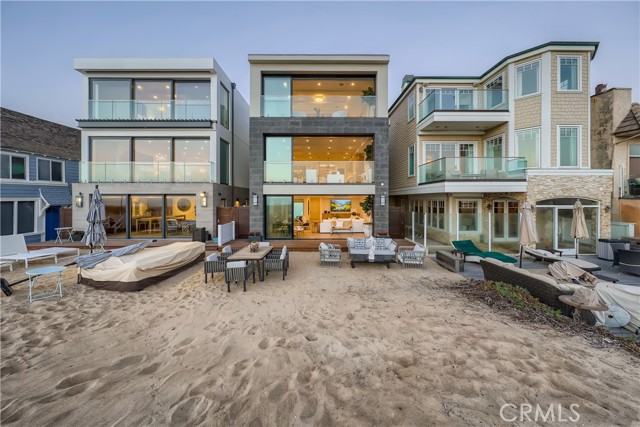 16641 S Pacific Ave, Sunset Beach, CA 90742