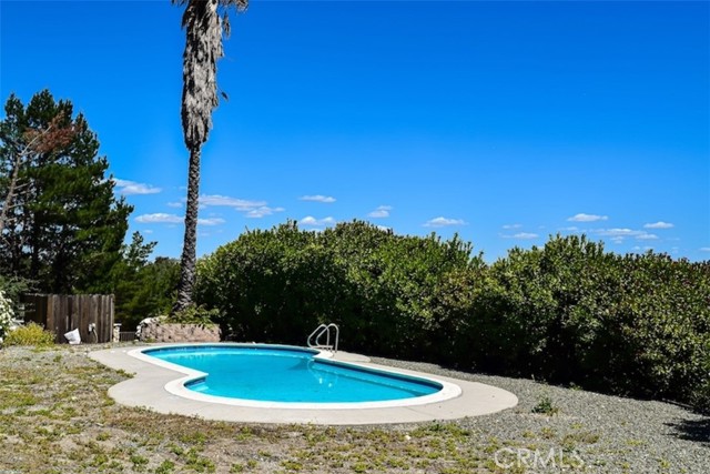 Detail Gallery Image 7 of 37 For 5 W 12th St, Paso Robles,  CA 93446 - 3 Beds | 3 Baths