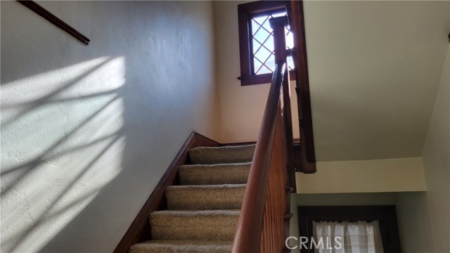 Detail Gallery Image 5 of 15 For 128 Grant St #B,  Redlands,  CA 92373 - 2 Beds | 1 Baths