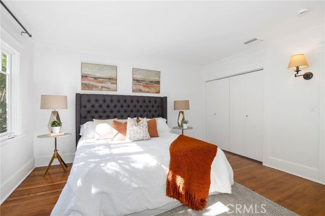 802 S Arroyo Boulevard, Pasadena CA: https://media.crmls.org/medias/901765fe-8df1-401f-9a38-1758e169c4c8.jpg