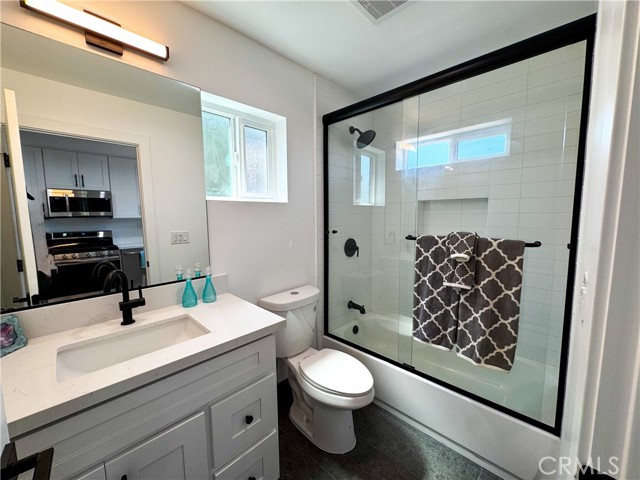 Detail Gallery Image 30 of 33 For 2817 Easy Ave, Long Beach,  CA 90810 - 3 Beds | 2 Baths