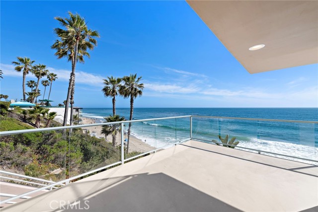 Detail Gallery Image 1 of 20 For 603 S Coast Hwy #B,  Laguna Beach,  CA 92651 - 1 Beds | 1 Baths