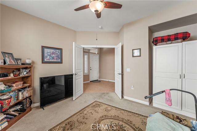 671 Zaharias Circle, Hemet CA: https://media.crmls.org/medias/90189431-15ba-4c40-a433-6b896219a1f0.jpg