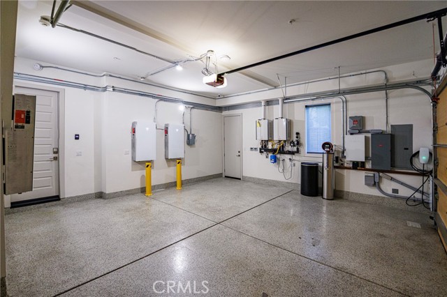 Detail Gallery Image 39 of 71 For 170 Leafy Pass, Irvine,  CA 92602 - 5 Beds | 5/1 Baths