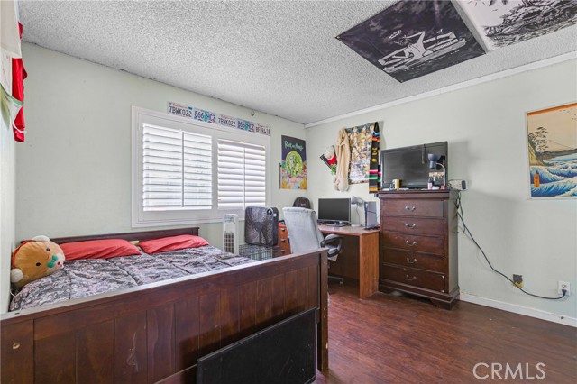 Image 18 of 22 For 25211 Dana Lane