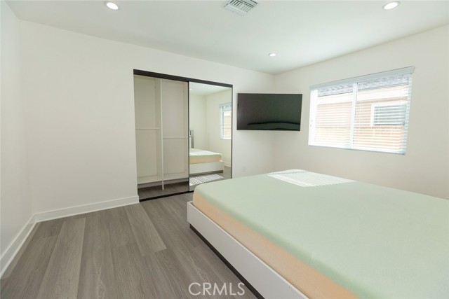 Detail Gallery Image 20 of 22 For 12818 Arminta St, North Hollywood,  CA 91605 - 3 Beds | 3 Baths