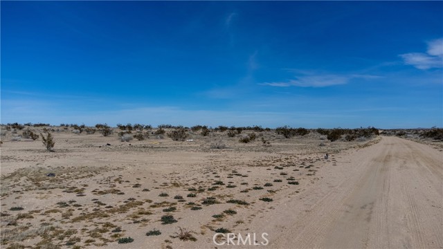 0 Auburn Avenue, Adelanto, California 92301, ,Land,For Sale,0 Auburn Avenue,CRND23189395