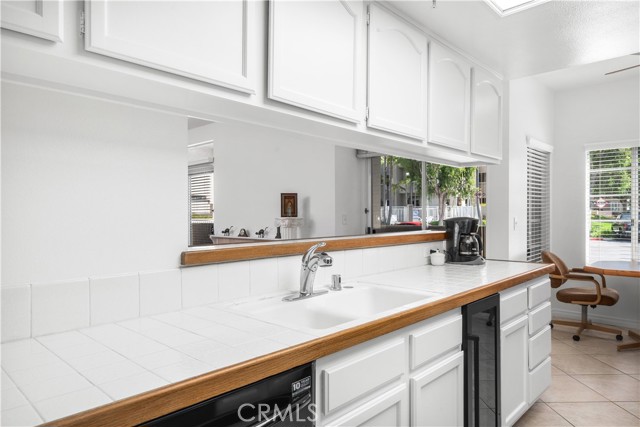 Detail Gallery Image 11 of 59 For 4591 Warner Ave #101,  Huntington Beach,  CA 92649 - 3 Beds | 2 Baths
