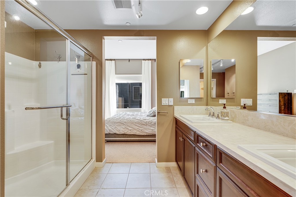 MLS #OC26133570 image #16