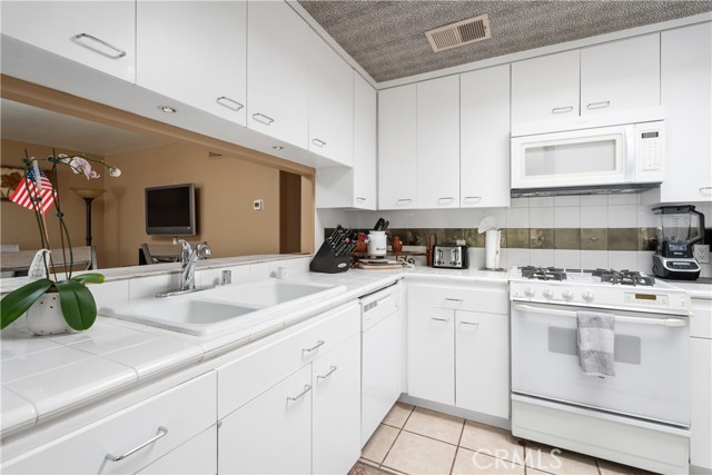 4 Shadow Mountain, Palm Desert, CA 92260