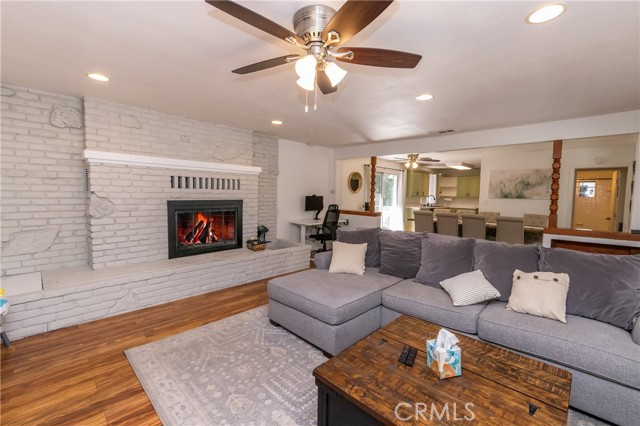 Detail Gallery Image 18 of 54 For 31805 Luring Pines Dr, Running Springs,  CA 92382 - 3 Beds | 3 Baths