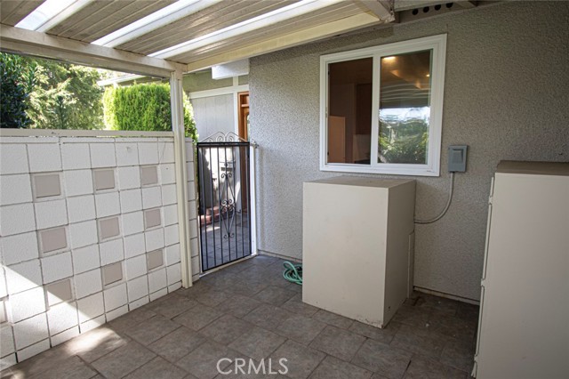 Detail Gallery Image 4 of 22 For 594 Avenida Majorca a,  Laguna Woods,  CA 92637 - 2 Beds | 1 Baths