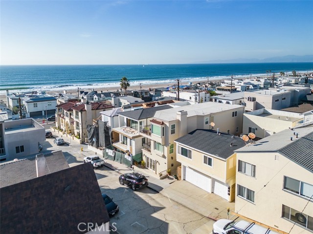 135 29th Street, Hermosa Beach, California 90254, ,Multi-Family,For Sale,29th,PV24013187