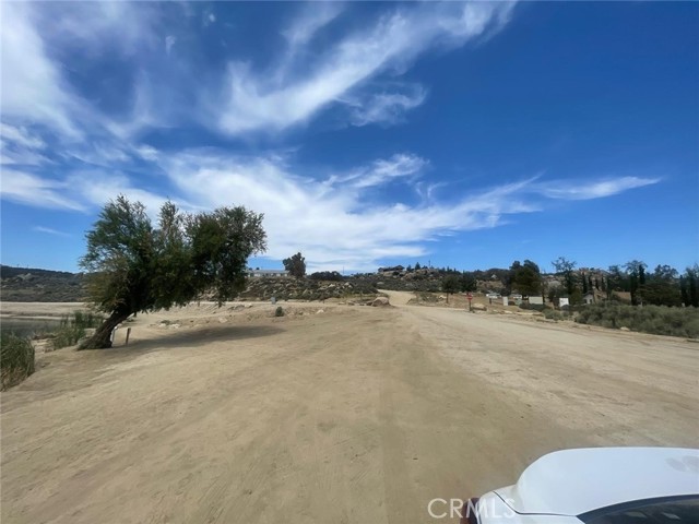 0 Roan Way, Aguanga CA: https://media.crmls.org/medias/9021d993-f526-4d03-a58b-74df8bbccc22.jpg