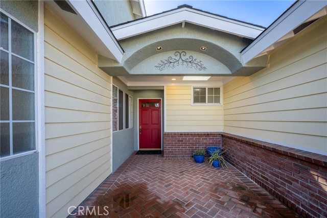 Detail Gallery Image 9 of 72 For 3080 W Glen Holly Dr, Anaheim,  CA 92804 - 5 Beds | 3/1 Baths