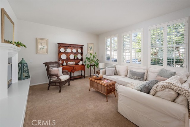 Detail Gallery Image 7 of 41 For 23361 Pike, Valencia,  CA 91355 - 4 Beds | 3 Baths