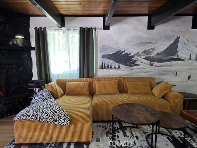39933 Deer, Big Bear Lake, CA 92315