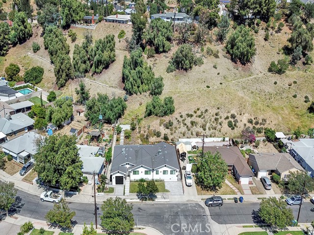 Detail Gallery Image 18 of 18 For 8600 Bluffdale Dr, Sun Valley,  CA 91352 - 3 Beds | 2/1 Baths