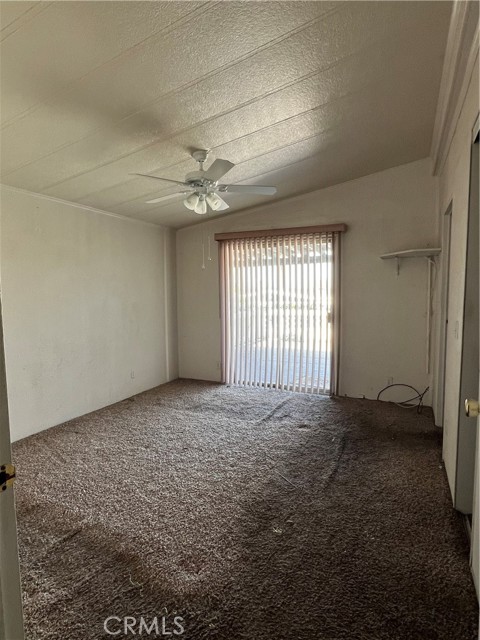 26151 Kentia Palm Drive, Homeland CA: https://media.crmls.org/medias/90250a29-66a0-4382-9710-5c0ce12532cf.jpg