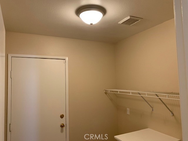 https://media.crmls.org/medias/902644c8-d0c7-427b-b437-7e5815d9baad.jpg?preset=X-Large