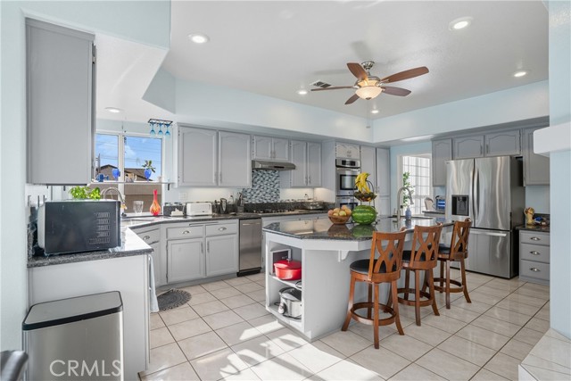 29087 Slumpstone Street, Nuevo CA: https://media.crmls.org/medias/90278ca3-c4e9-4814-a60b-e543c9e9850e.jpg