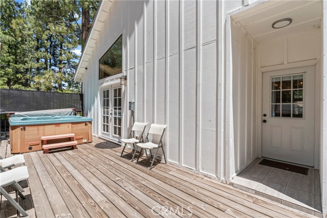 Detail Gallery Image 32 of 44 For 374 Mountainaire Ln, Big Bear Lake,  CA 92315 - 4 Beds | 3 Baths