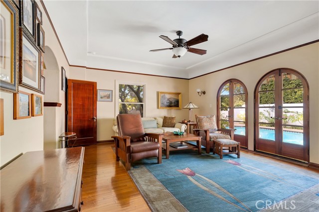 Detail Gallery Image 14 of 53 For 11572 Cielo Pl, North Tustin,  CA 92705 - 4 Beds | 3/1 Baths