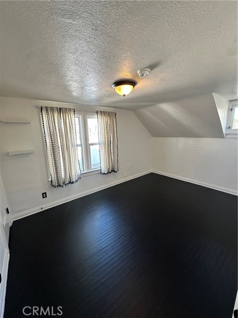 Detail Gallery Image 16 of 26 For 3332 2nd St, Riverside,  CA 92501 - 3 Beds | 1/1 Baths