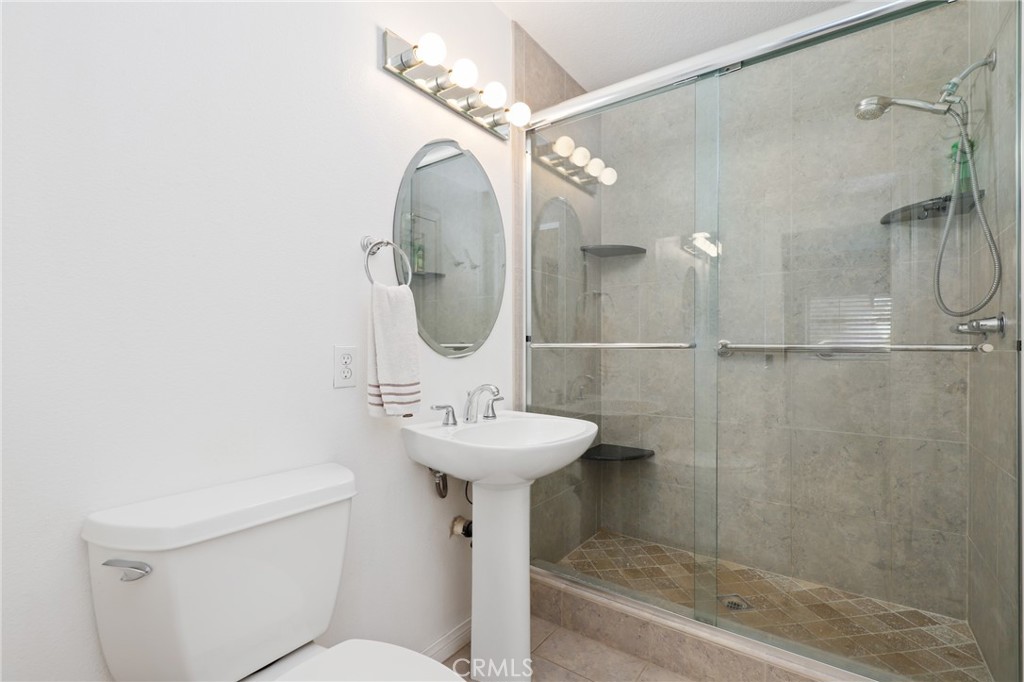 90290464 1e20 4e6b Afab 331e612a25ed