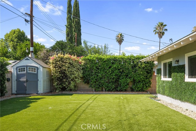 6615 Farralone Avenue, Woodland Hills CA: https://media.crmls.org/medias/9029a0cb-1327-4e7a-afcc-b0d95951e0f8.jpg