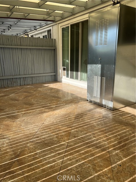 305 N Acacia Avenue, Fullerton CA: https://media.crmls.org/medias/9029f917-eb01-4b0b-bde2-ebb0cb6537d9.jpg