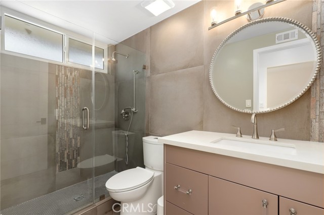 Detail Gallery Image 20 of 29 For 17822 Aberdeen Ln, Villa Park,  CA 92861 - 4 Beds | 3 Baths