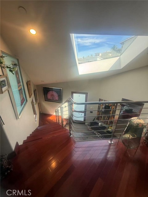 Detail Gallery Image 4 of 29 For 988 Acapulco, Laguna Beach,  CA 92651 - 4 Beds | 3/1 Baths