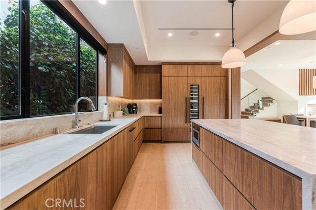 Detail Gallery Image 14 of 46 For 5075 Enfield, Encino,  CA 91316 - 4 Beds | 5 Baths