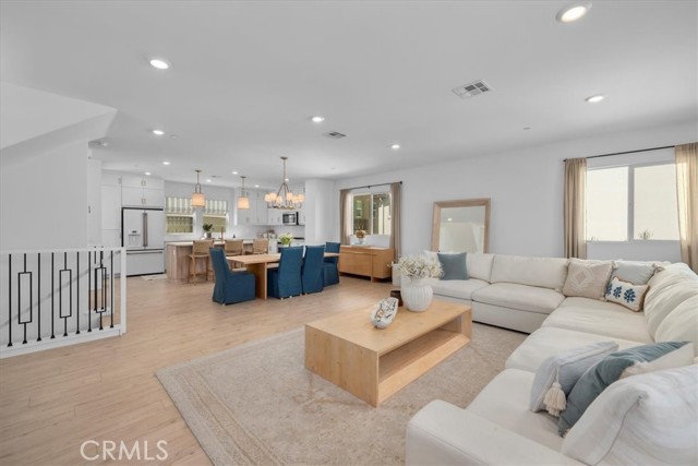 Detail Gallery Image 5 of 56 For 27659 S Rosewood Ln, San Pedro,  CA 90732 - 4 Beds | 3/1 Baths