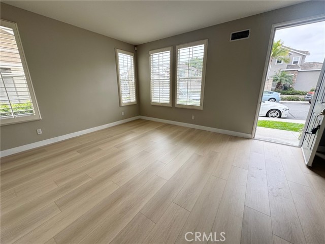 Detail Gallery Image 4 of 22 For 4 Pierremont, Aliso Viejo,  CA 92656 - 4 Beds | 2/1 Baths