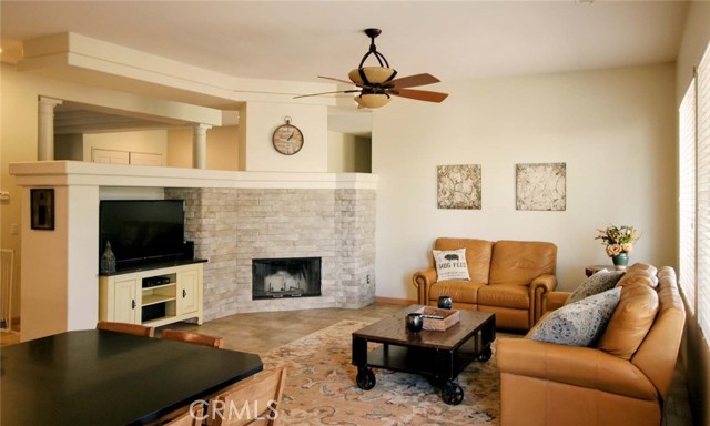 23641 ROSE QUARTZ Drive, Perris CA: https://media.crmls.org/medias/902c51d0-e5ef-416b-9c0b-1a35c2455e11.jpg