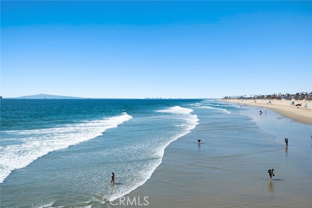 Detail Gallery Image 52 of 65 For 714 Alabama St, Huntington Beach,  CA 92648 - 4 Beds | 4/1 Baths