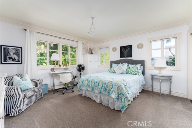 410 Blumont Street, Laguna Beach CA: https://media.crmls.org/medias/902d042f-c197-43bd-95f9-c9321681fa4a.jpg