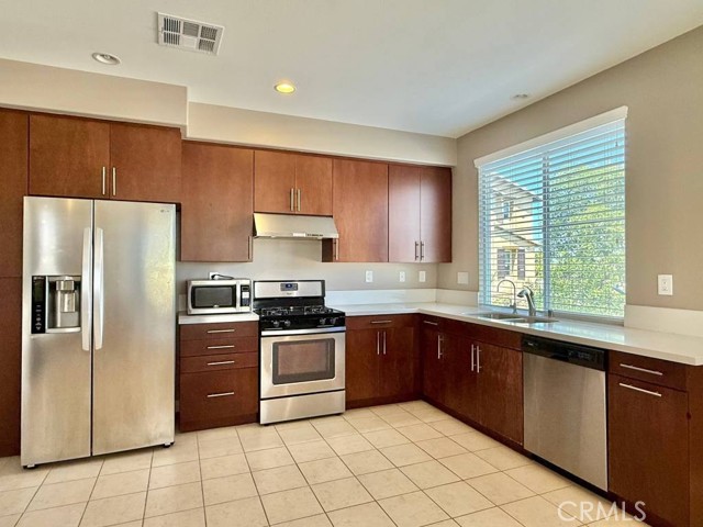 11821 E Solana Place, Cerritos CA: https://media.crmls.org/medias/902e6839-4d97-45ac-8c43-f42a7421e2ad.jpg