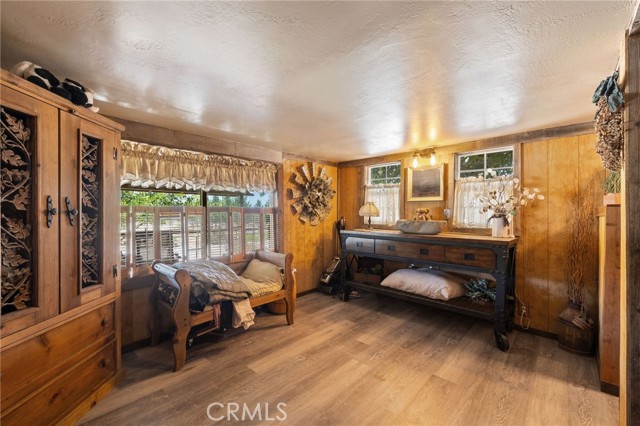 4333 Highway 33, New Cuyama CA: https://media.crmls.org/medias/902e8738-4c6b-4ce8-bad6-641637f35ba8.jpg