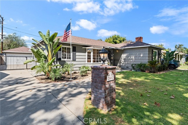 2402 N Baker St, Santa Ana, CA 92706