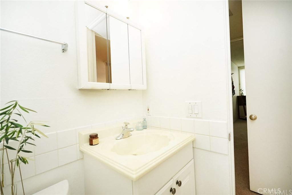 6542 Ocean Crest Drive C114